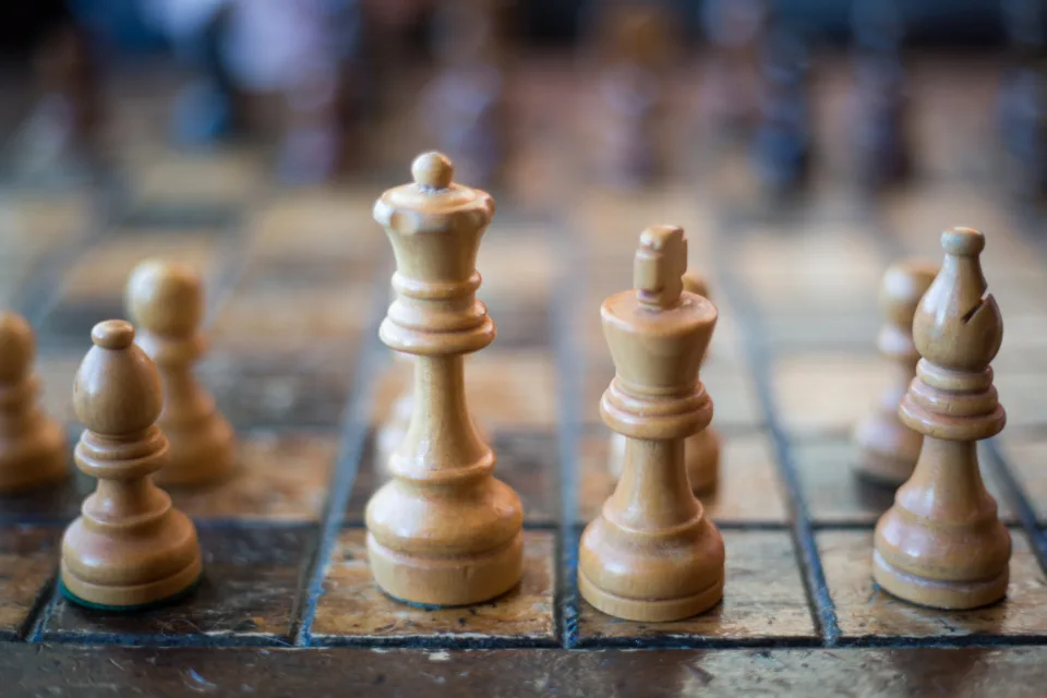 chess board pieces