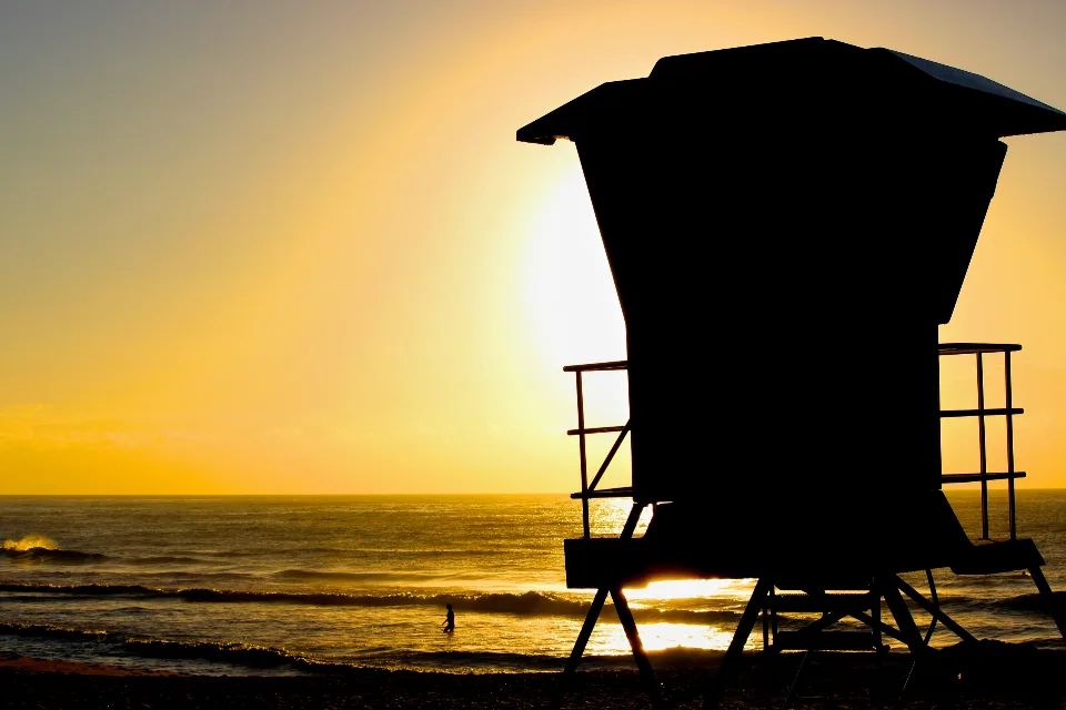 lifeguard tower beach